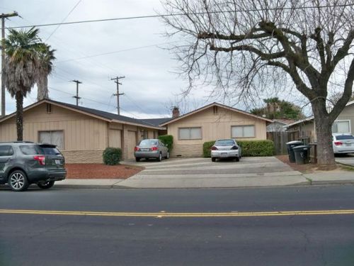1331 Rose Ave, Modesto, CA 95355-3753