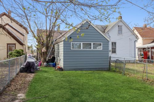 453 Hatch Ave, Saint Paul MN  55117-4713 exterior