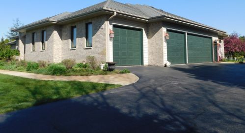 846 Wood Ridge Ln, Argyle, IL 61011-9101