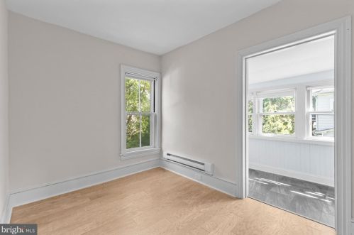 121 Ctr St, Haddonfield NJ 08033-1803 exterior