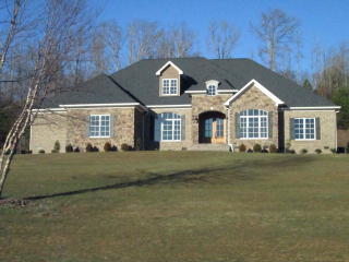 370 Shoreham Dr, Danville, VA 24541-5165