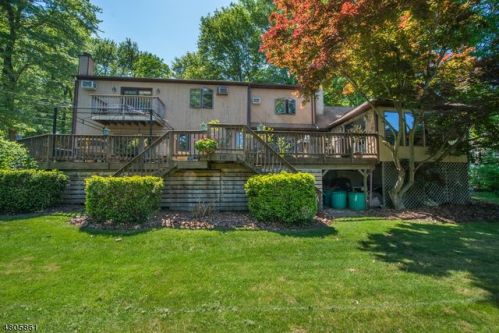 10 Waters Edge, Kinnelon, NJ 07405-2867