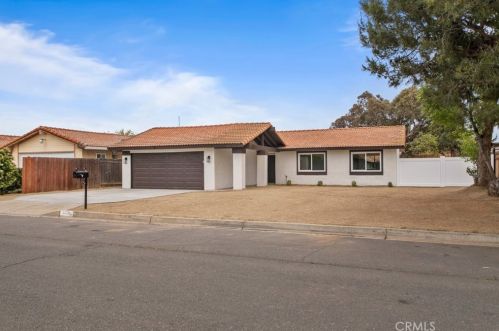 6070 Scheelite St, Riverside CA  92509-5014 exterior