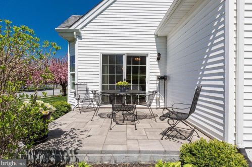 1700 Speedwell Rd, Lancaster PA  17601-4628 exterior