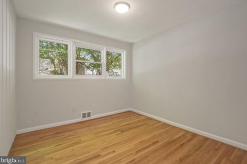 10300 Insley St, Silver Spring MD  20902-4931 exterior