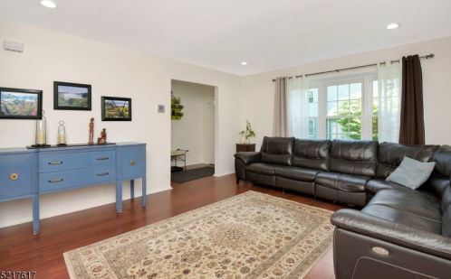 108 Kingsway Cmn, Princeton NJ  08540-1612 exterior