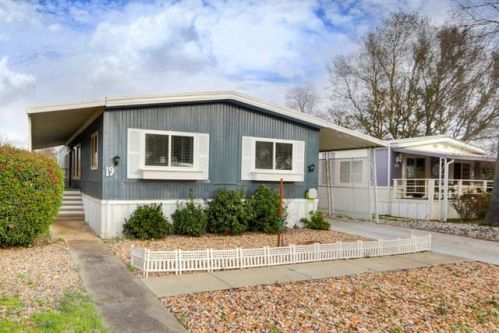 19 Calle Susana, Elk Grove, CA 95624-2512