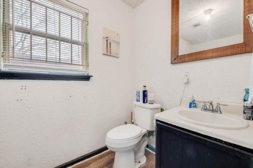 64 Hatcher Ave, Atlanta GA  30315-1716 exterior