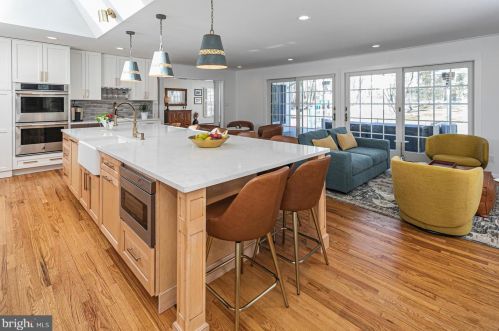 275 Cherry Valley Rd, Princeton, NJ 08540-7912