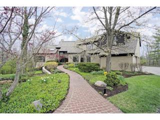 7750 Annesdale Dr, Cincinnati OH  45243-4058 exterior