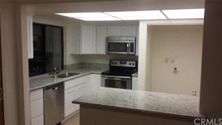 1709 Heritage Cir, Anaheim CA  92804-6542 exterior