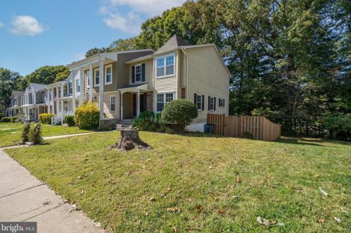 14014 Golden Ct, Woodbridge, VA 22193-2437