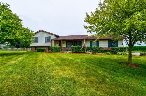 3592 Hampton Rd, Springfield OH  45502-9690 exterior