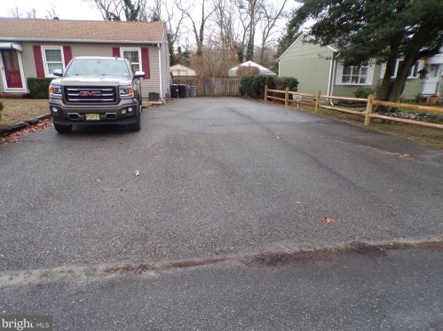 333 Yorktown Dr, Lacey, NJ 08731-1734