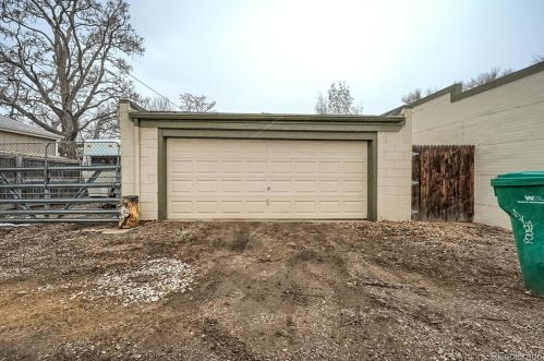 2746 Lincoln St, Englewood CO 80113-1539 exterior