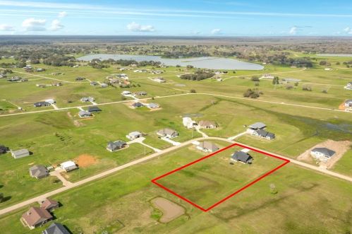 713 Longhorn Trl, Angleton TX 77515-9623 exterior