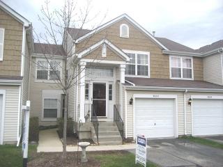 3622 Forest View Dr, Joliet, IL 60431-0588