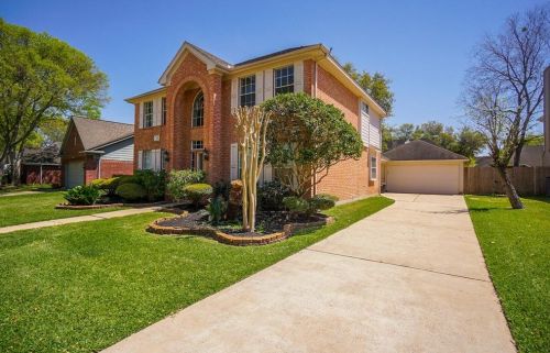 2011 Chimney Wood Ct, Richmond TX  77406-6730 exterior