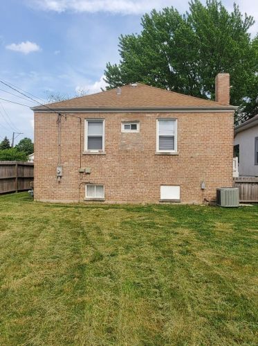 3218 East Ave, Forest View IL  60402-3536 exterior