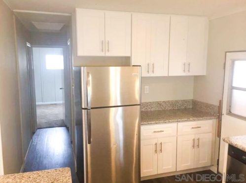 1515 Capalina Rd, San Marcos, CA 92069-1246
