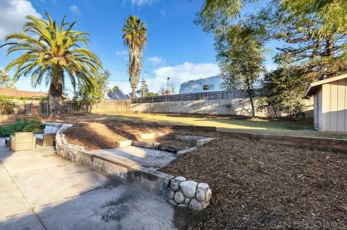 160 El Valle Opulento, Vista CA 92083-7708 exterior