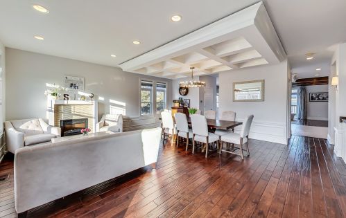 7259 Oriole Ave, Chicago, IL 60631-4253