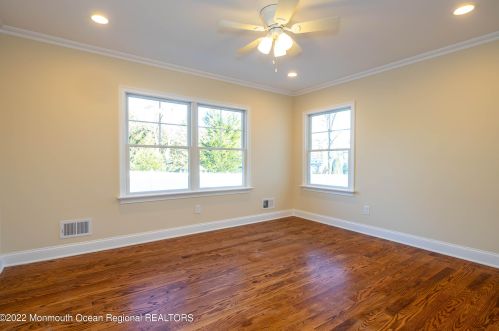 57 Louis Cir, Tinton Falls NJ  07701-6220 exterior