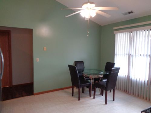 1531 New Castle Ln, Springfield OH  45503-7715 exterior