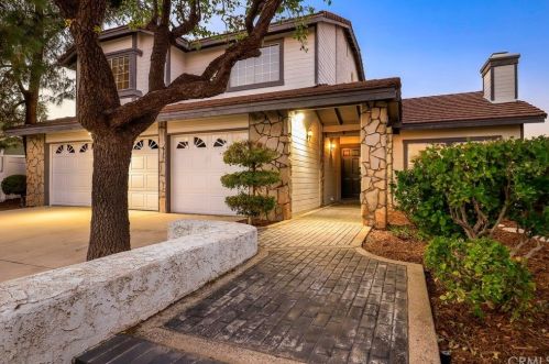 35127 Unga Cir, Wildomar, CA 92595-9531