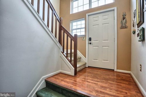 1964 Daybreak Cir, Harrisburg, PA 17110-9001