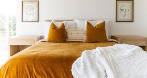 2166 Warmlands Ave, Vista CA  92084-3338 exterior