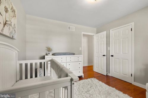 2146 Stonecrest Dr, Lancaster PA  17601-5437 exterior