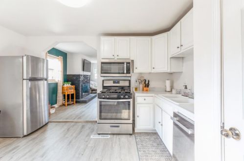 3217 Eder St, Hammond IN  46322-1351 exterior