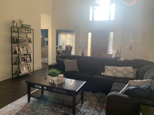 210 Monroe Dr, Mcdonough, GA 30252-3662