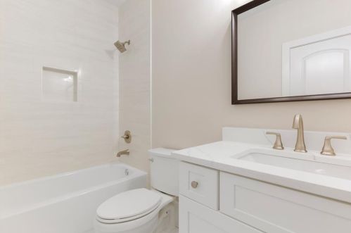 1610 Fearn Cir, Atlanta GA  30319-3512 exterior