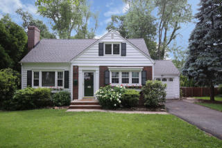 12 Page St, Madison, NJ 07940-1446