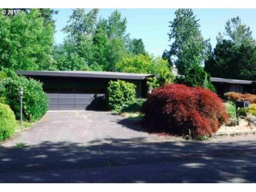 20200 Broadway Ct, Interlachen, OR 97024-6782