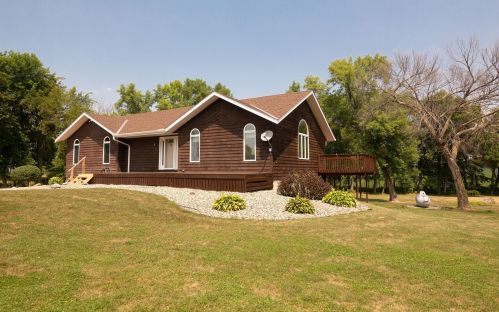 22266 Pheasant Ct, Cedar Mills, MN 55350-5438