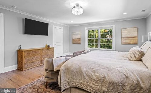 605 Warwick Rd, Tavistock NJ  08033-3926 exterior