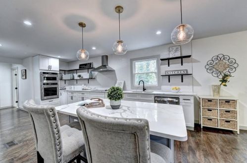 2322 Henderson Mill Ct, Atlanta GA  30345-2208 exterior