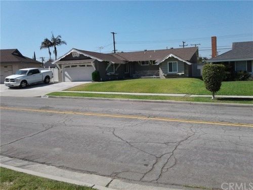 15911 Amber Valley Dr, Whittier, CA 90604-3704