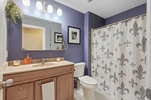 4392 Arden View Ct, Saint Paul MN  55112-1901 exterior