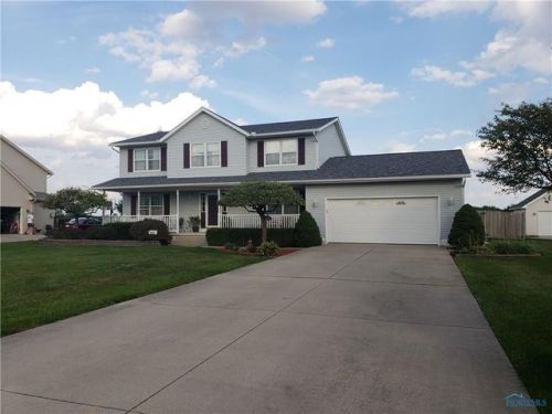 806 Greenview Ave, Delta, OH 43515-1074