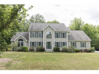 87 Royal Range Rd, Sandown, NH 03873-2130