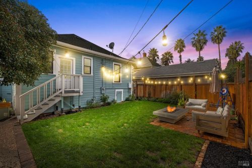 107 Main St, Vacaville, CA 95688-3903