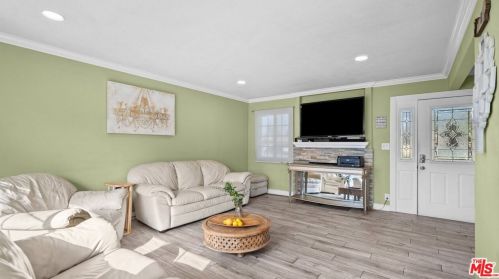 1670 Sumac Ln, Anaheim, CA 92802-2426