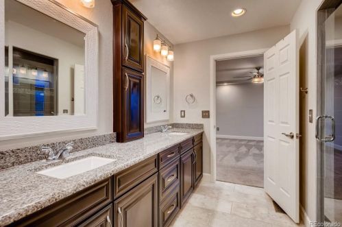 5028 Addison Way, Aurora CO 80016-5390 exterior