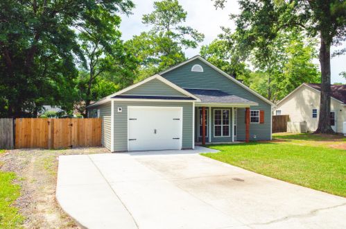 118 Beverly Dr, Ladson, SC 29456-6904