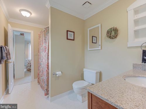 16325 Whitehaven Rd, Silver Spring MD 20906-1129 exterior