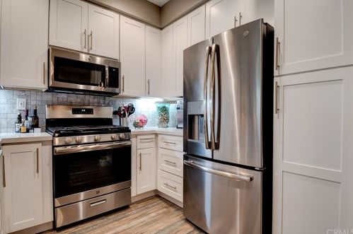 8476 Durango Way, Anaheim CA  92808-2382 exterior